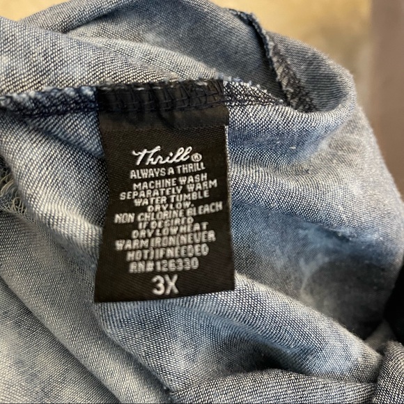 Thrive Sleeveless High Low Button Down Shirt - Picture 12 of 12